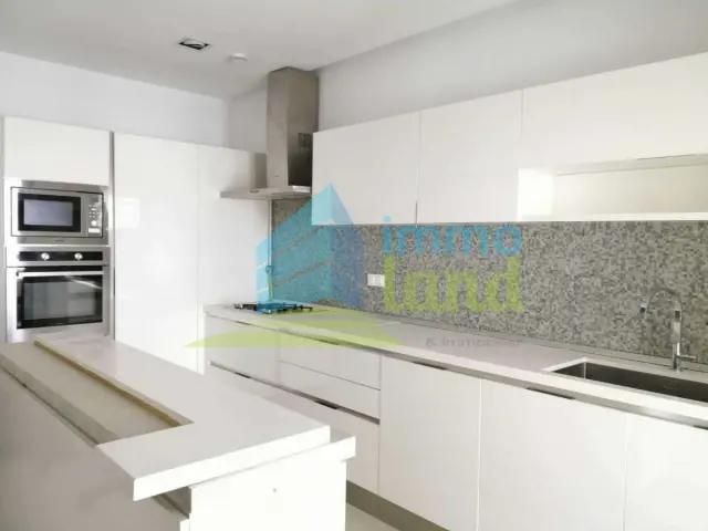 A louer une villa s+3 avec jardin a la marsa — photo 3