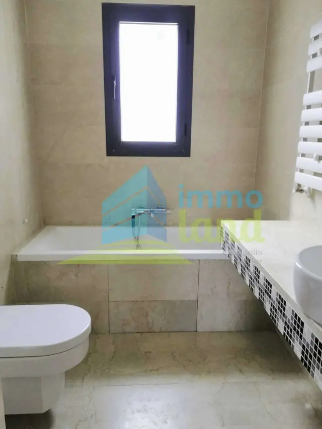 A louer une villa s+3 avec jardin a la marsa — photo 7