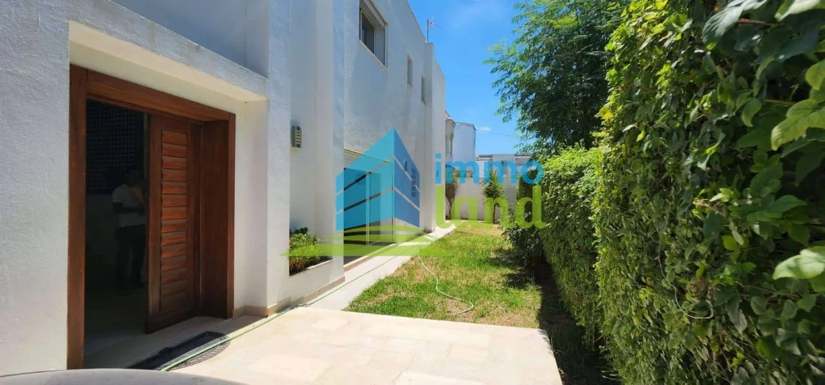 Villa en S 4 avec jardin à La Marsa — photo 1