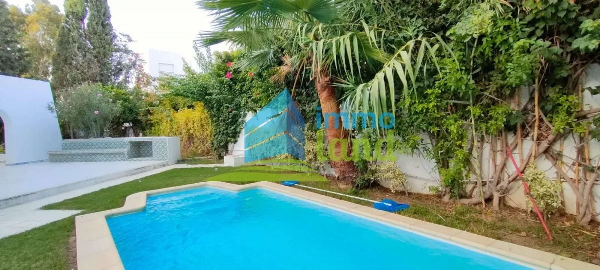 Villa en S 5 avec piscine à la Marsa — photo 1