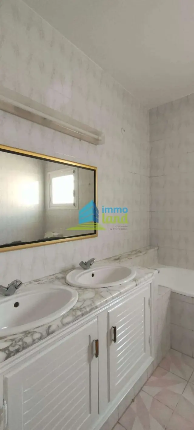 Villa en S 5 avec piscine à la Marsa — photo 10