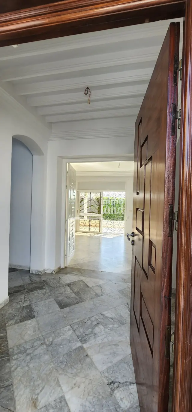 Villa S+6 avec jardin à Gammarth supérieur — photo 79