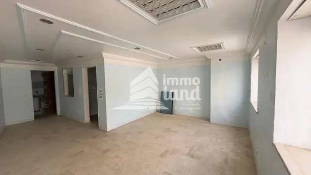 A louer une villa s+3 avec jardin a la marsa