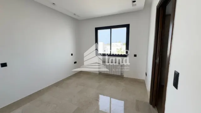 Villa s+4 jumelee jamais habité a la soukra — photo 18