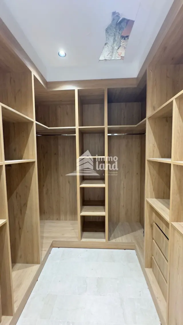 Villa s+4 jumelee jamais habité a la soukra — photo 14