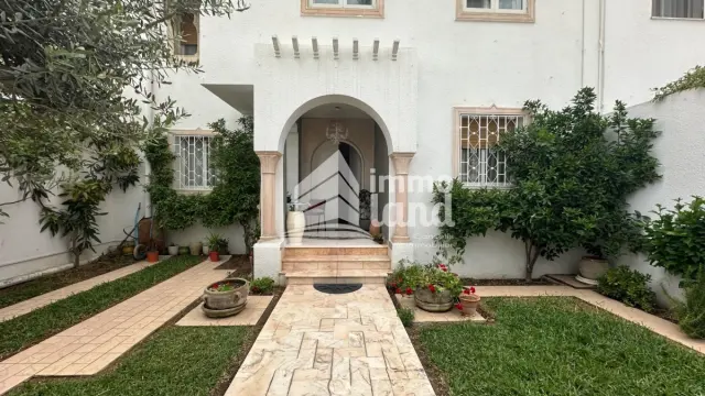 Duplex S+5 avec jardin à La Marsa — photo 2
