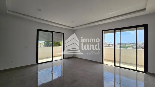 Appartement S+2 jamais habité à la Marsa