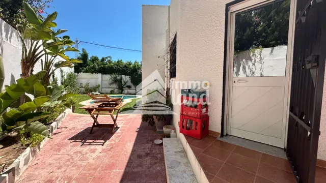 A louer une villa s+3 avec jardin a la marsa — photo 2