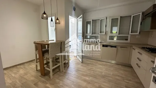 A louer une villa s+3 avec jardin a la marsa — photo 18