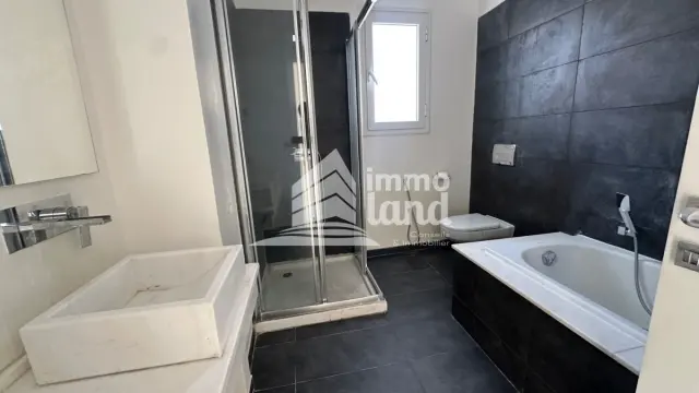 A louer une villa s+3 avec jardin a la marsa — photo 15