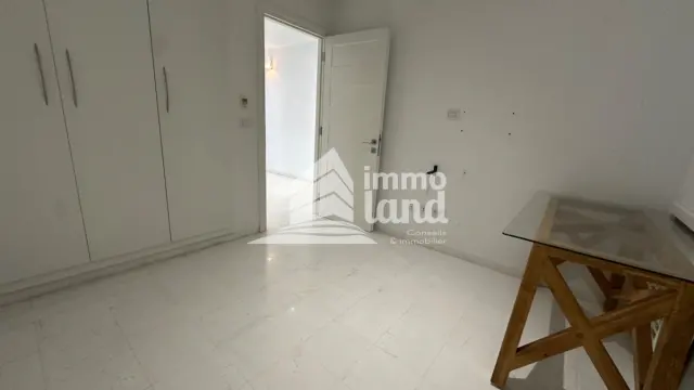 A louer une villa s+3 avec jardin a la marsa — photo 14