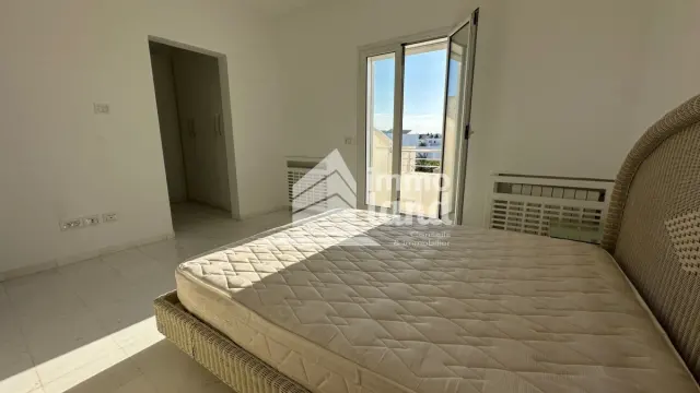 A louer une villa s+3 avec jardin a la marsa — photo 9