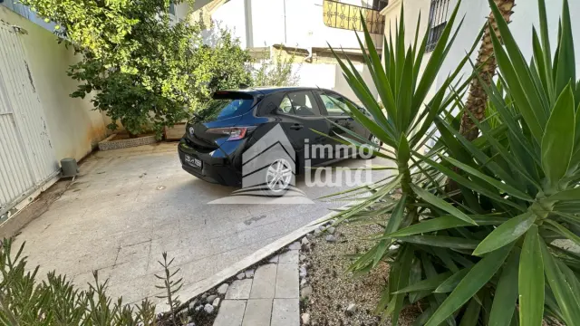 Maison sur deux niveaux séparé à Gammarth village