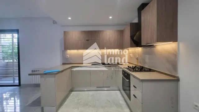 Appartement S+2 avec jardin à La Soukra — photo 4