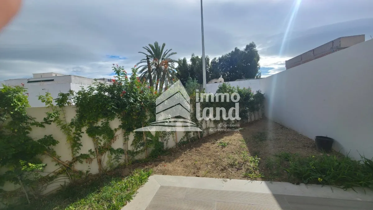 Appartement S+2 avec jardin à La Soukra — photo 1