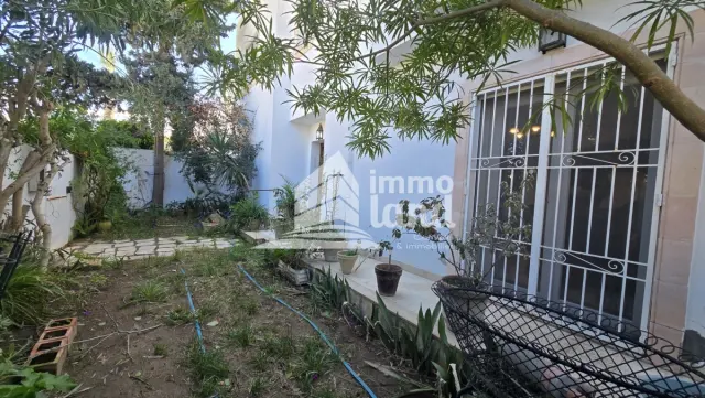 Duplex S+3 avec jardin et garage à la Marsa