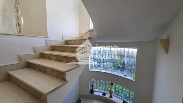 Villa S+6 avec piscine à Gammarth supérieur — photo 12