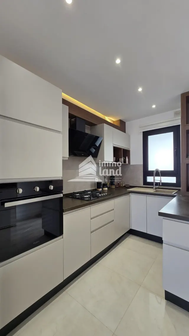 A louer une villa s+3 avec jardin a la marsa — photo 9