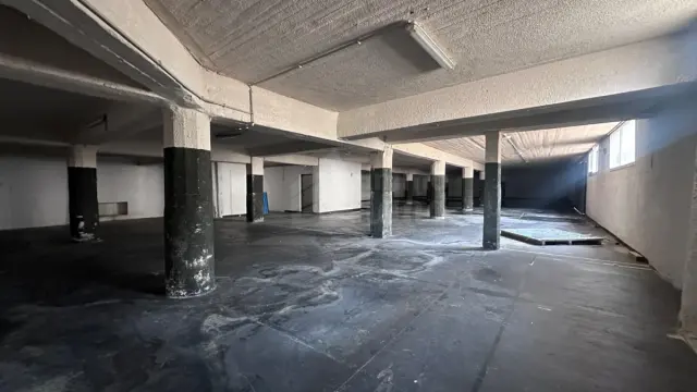 Local commercial sur 2 niveaux au lac 3 — photo 11