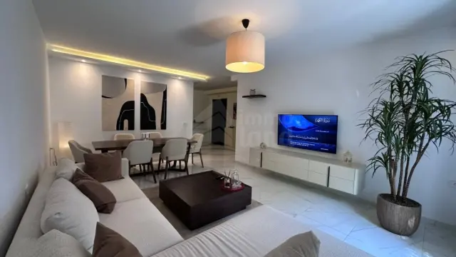 A louer une villa s+3 avec jardin a la marsa