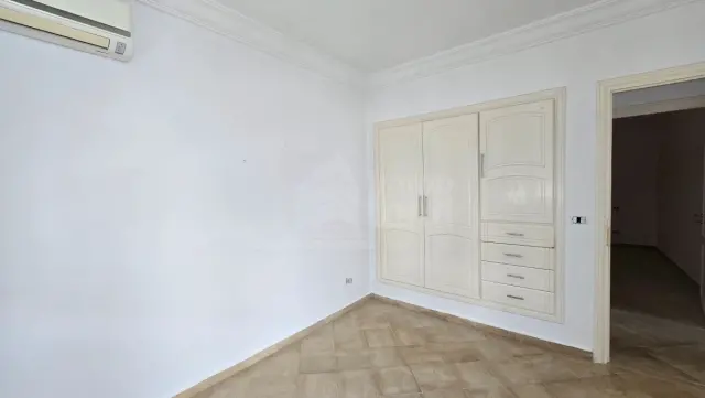 A louer une villa s+3 avec jardin a la marsa — photo 21