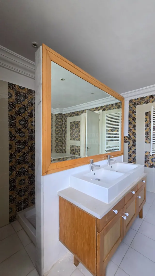 A louer une villa s+3 avec jardin a la marsa — photo 15