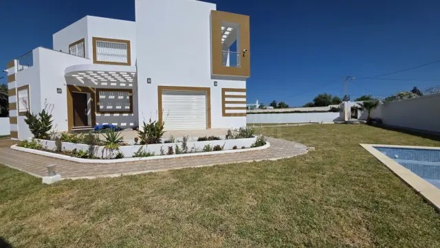 Villa s+5 avec jardin et piscine — photo 25