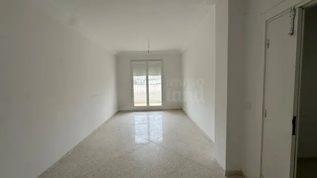 A louer un appartement H+2 usage bureautique