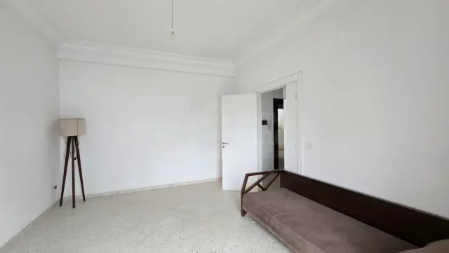 A louer un appartement H+2 usage bureautique