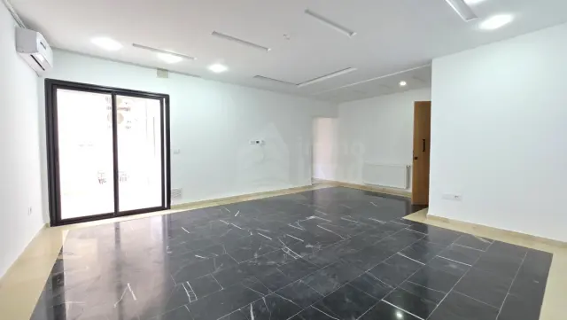 A louer une villa s+3 avec jardin a la marsa