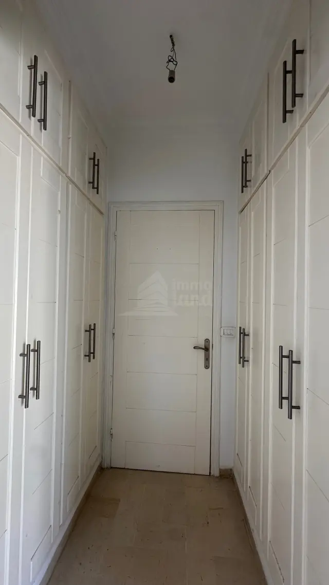 A louer une villa s+3 avec jardin a la marsa — photo 19