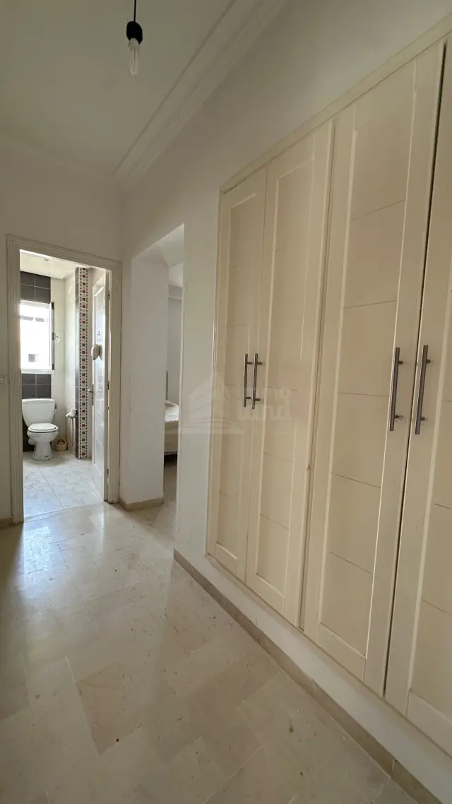 A louer une villa s+3 avec jardin a la marsa — photo 17