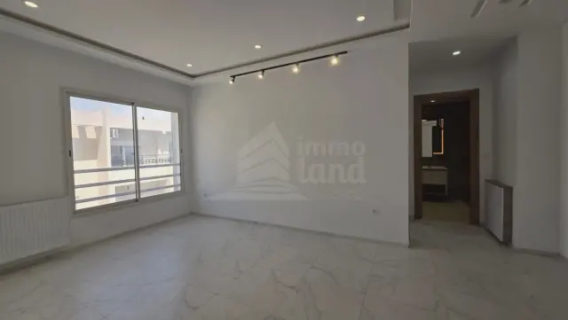 Appartement s+1 jamais habité