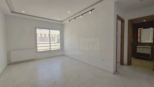 A louer une villa s+3 avec jardin a la marsa — photo 2