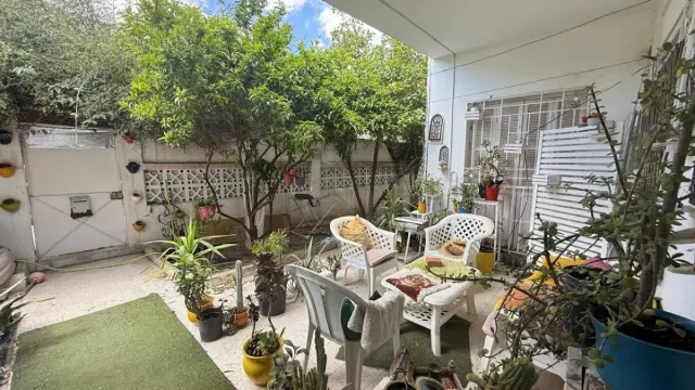 Maison de 364m2 terrain et 147m2 bâti a cité nozha ariana
