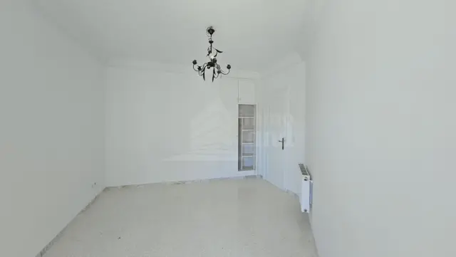 A louer une villa s+3 avec jardin a la marsa