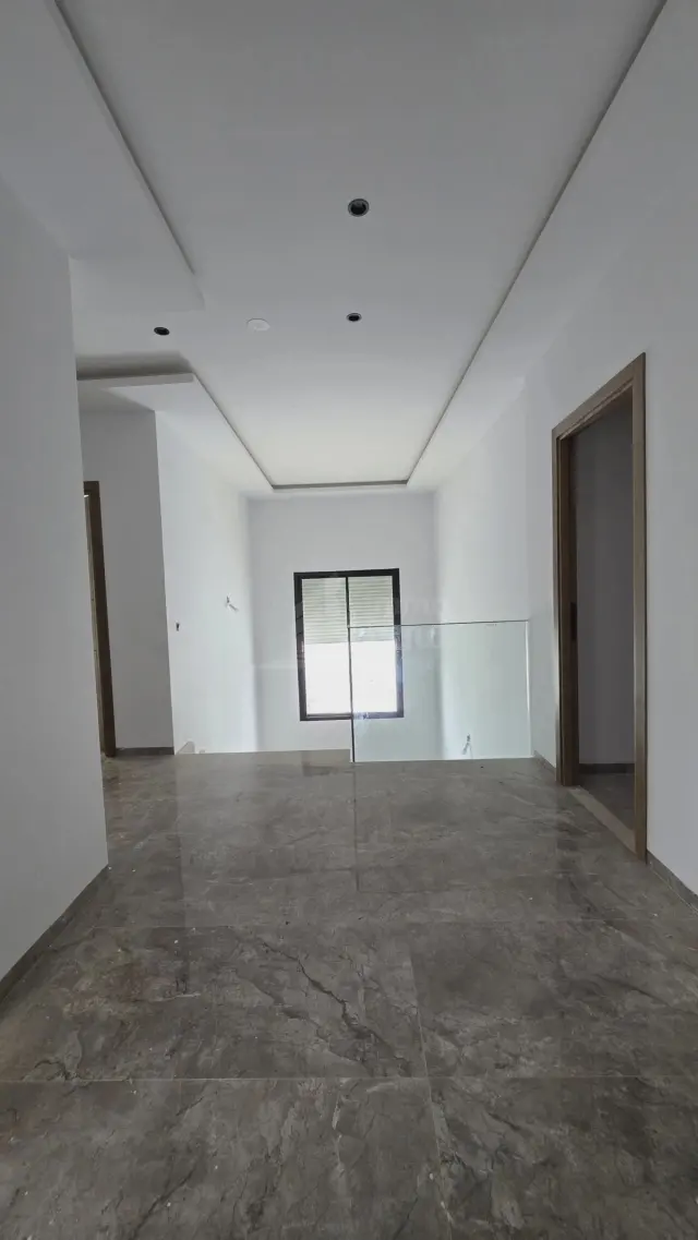 Villa s+7 avec piscine à la soukra — photo 18
