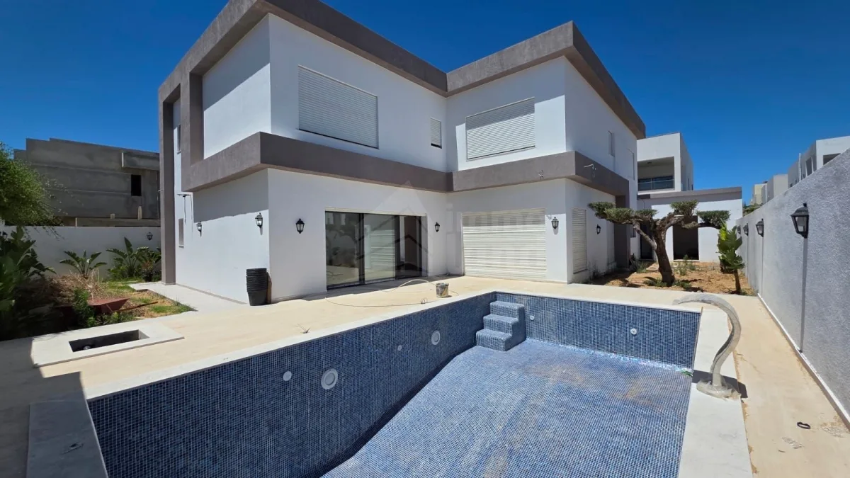 Villa s+7 avec piscine à la soukra — photo 1