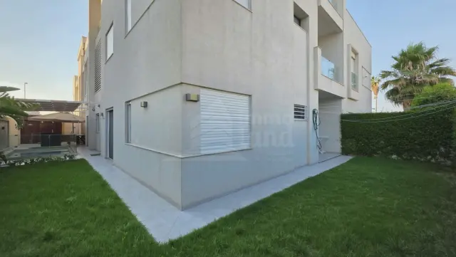 Appartement s+3 avec piscine et jardin