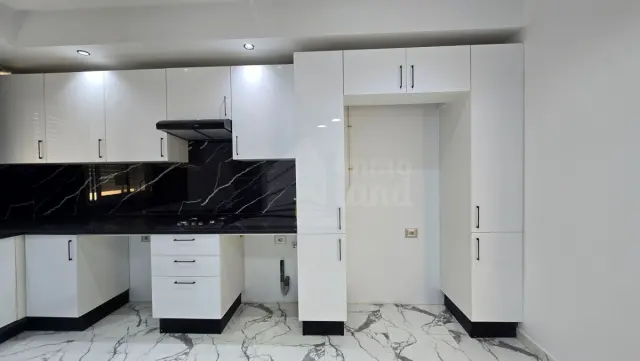 Magnifique RDC de villa S+3 jamais habité avec jardin à Ain zaghouen nord