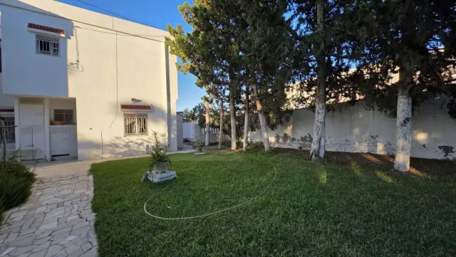 Duplex s+4 avec jardin