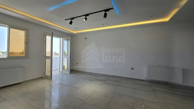 Appartement s+2 jamais habité