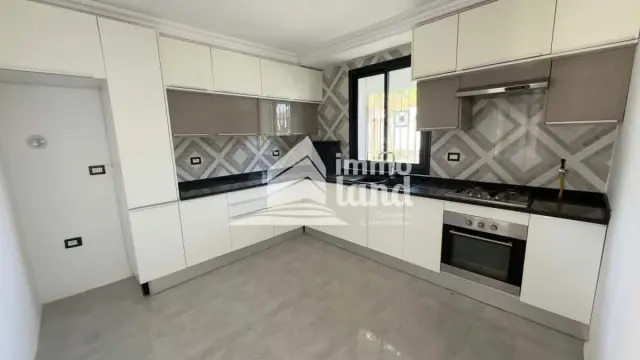 RDC de villa s+4  avec piscine — photo 4