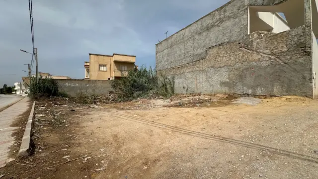 A louer une villa s+3 avec jardin a la marsa
