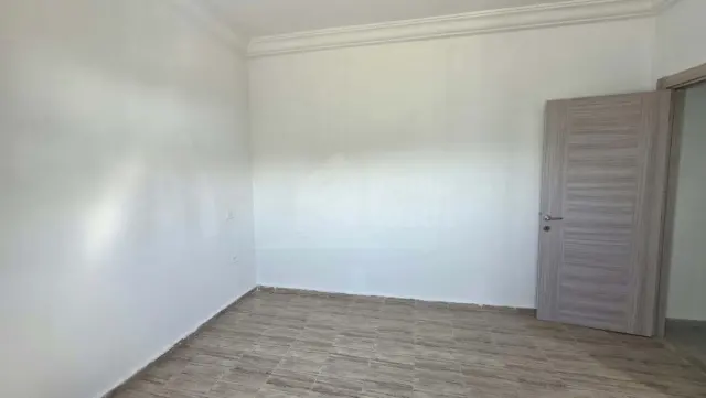 Duplex s+3 avec jardin — photo 13