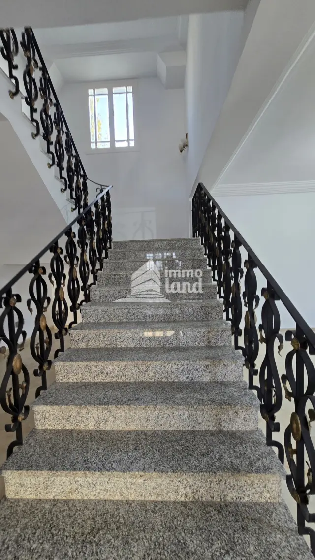A louer une villa s+3 avec jardin a la marsa — photo 14