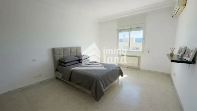 A louer une villa s+3 avec jardin a la marsa — photo 7